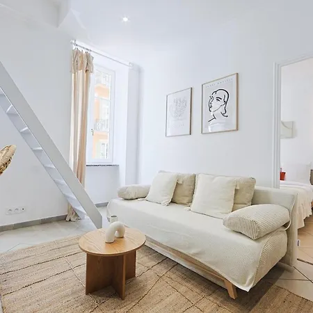 Coup De Coeur 3 Couchages Quartier Du Port Lägenhet